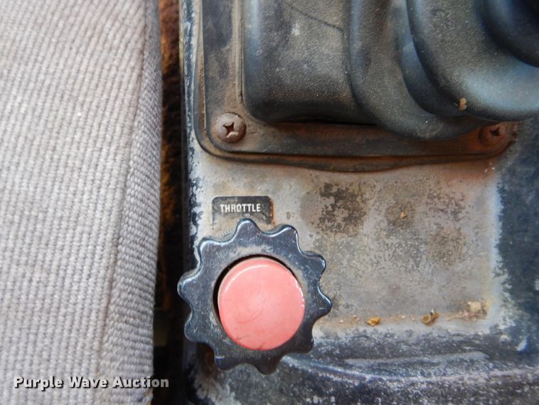 image for item DG8624 1990 International 9000 semi truck