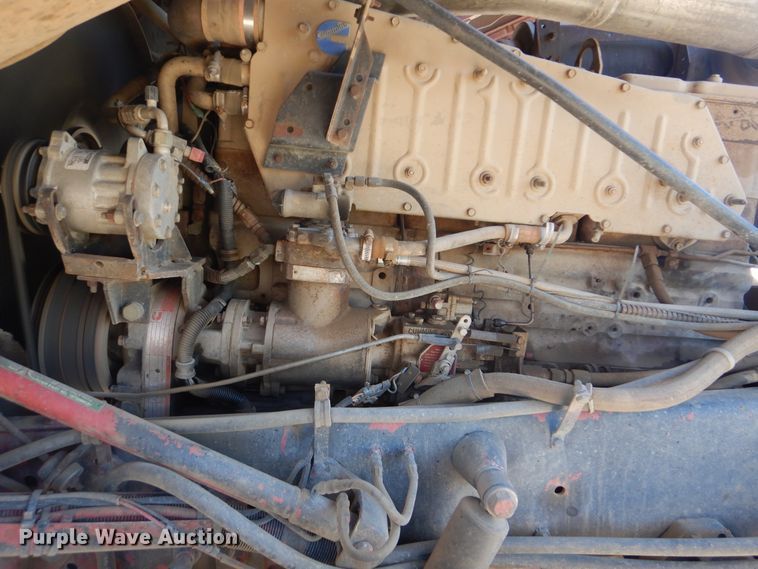 image for item DG8624 1990 International 9000 semi truck