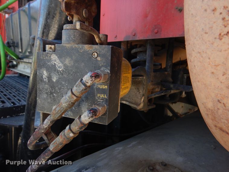 image for item DG8624 1990 International 9000 semi truck