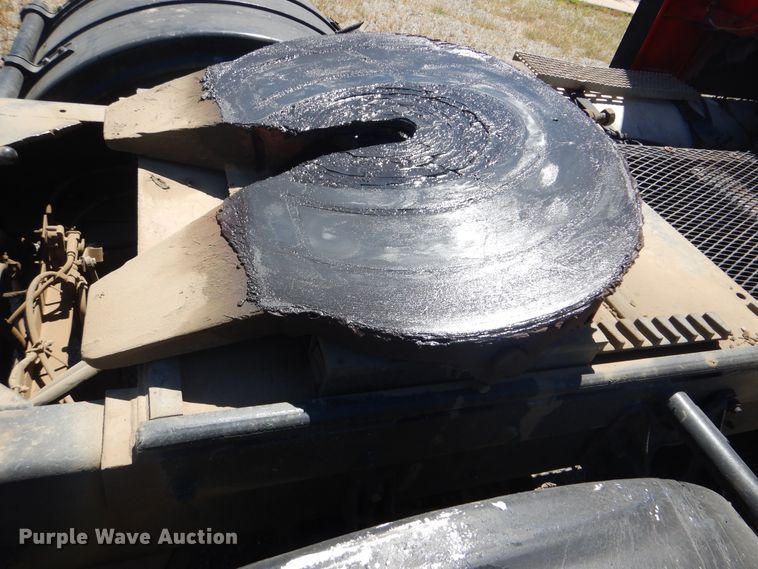 image for item DG8624 1990 International 9000 semi truck