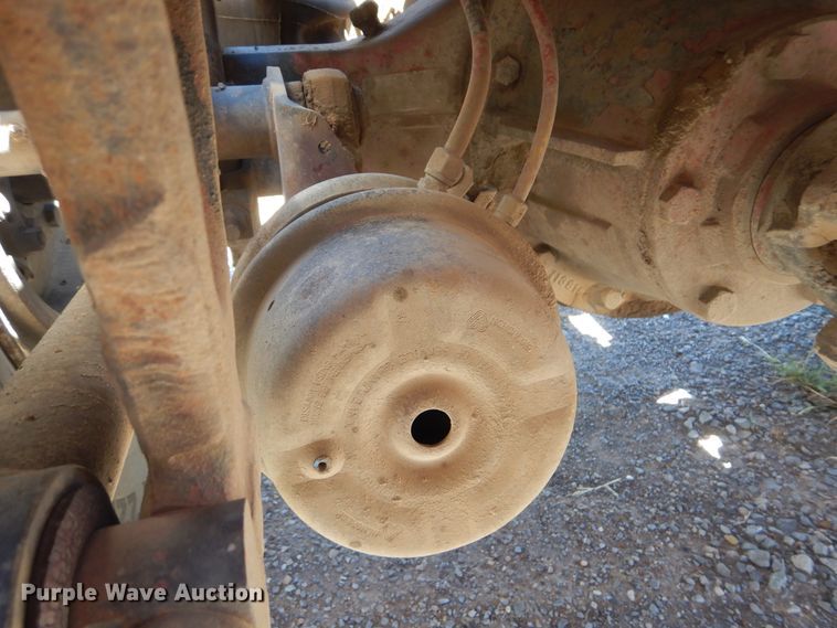 image for item DG8624 1990 International 9000 semi truck