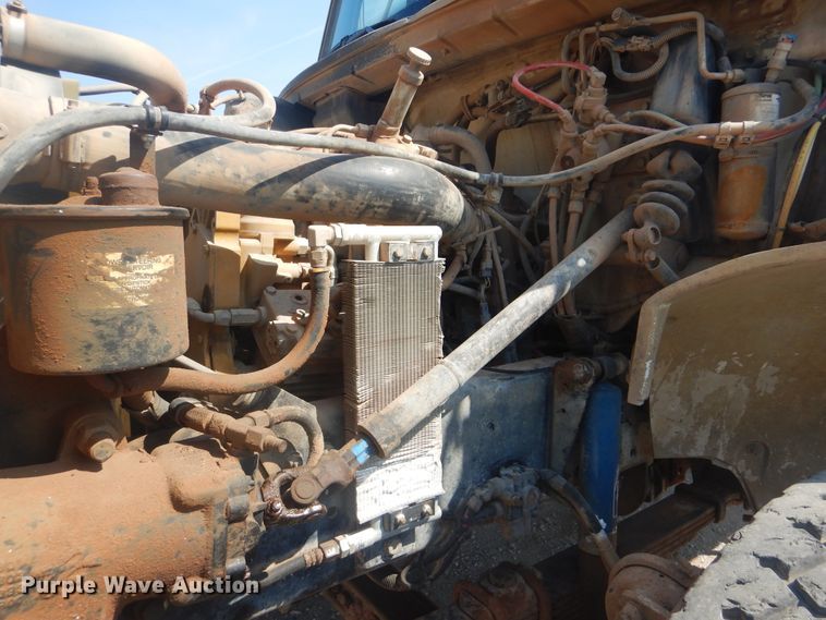 image for item DG8635 2000 Freightliner FL80  water truck