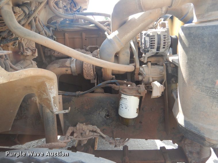 image for item DG8635 2000 Freightliner FL80  water truck