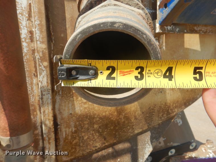 image for item DG8635 2000 Freightliner FL80  water truck