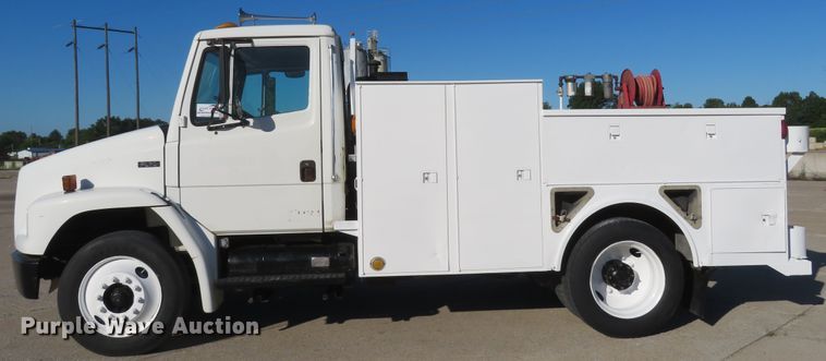 image for item DH1013 2000 Freightliner FL70  service truck