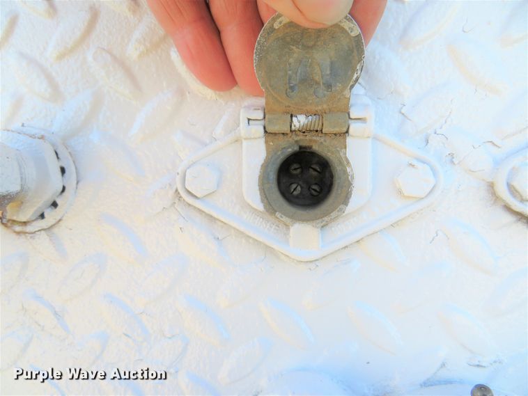 image for item DH1013 2000 Freightliner FL70  service truck