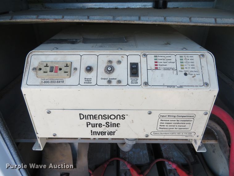 image for item DH1013 2000 Freightliner FL70  service truck