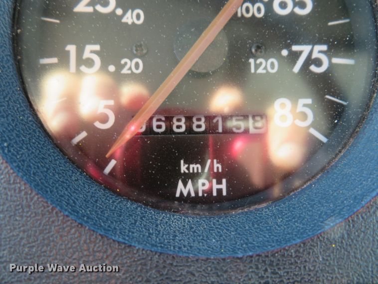 image for item DH1013 2000 Freightliner FL70  service truck