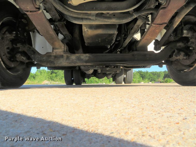 image for item DH1013 2000 Freightliner FL70  service truck