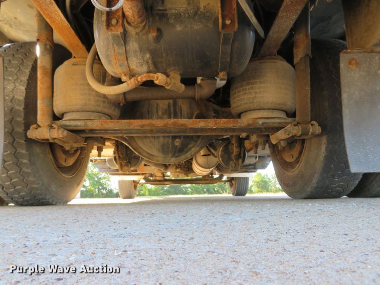 image for item DH1013 2000 Freightliner FL70  service truck