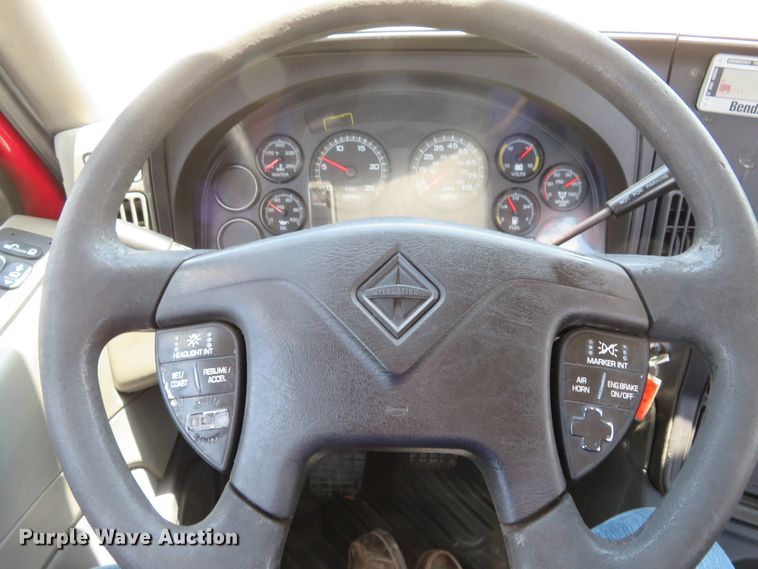 image for item DH1035 2012 International ProStar  semi truck