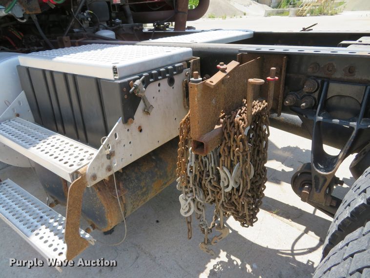 image for item DH1035 2012 International ProStar  semi truck