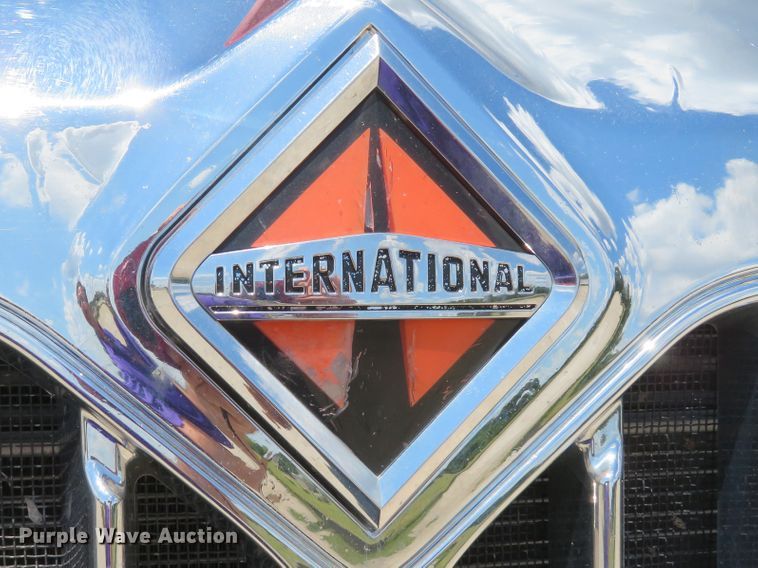 image for item DH1035 2012 International ProStar  semi truck