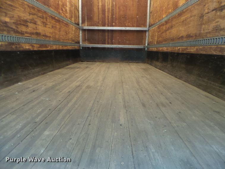 image for item DH3779 2001 Freightliner FL70  box truck