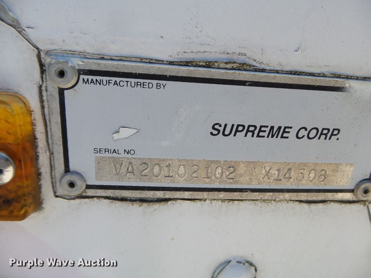 image for item DH3779 2001 Freightliner FL70  box truck