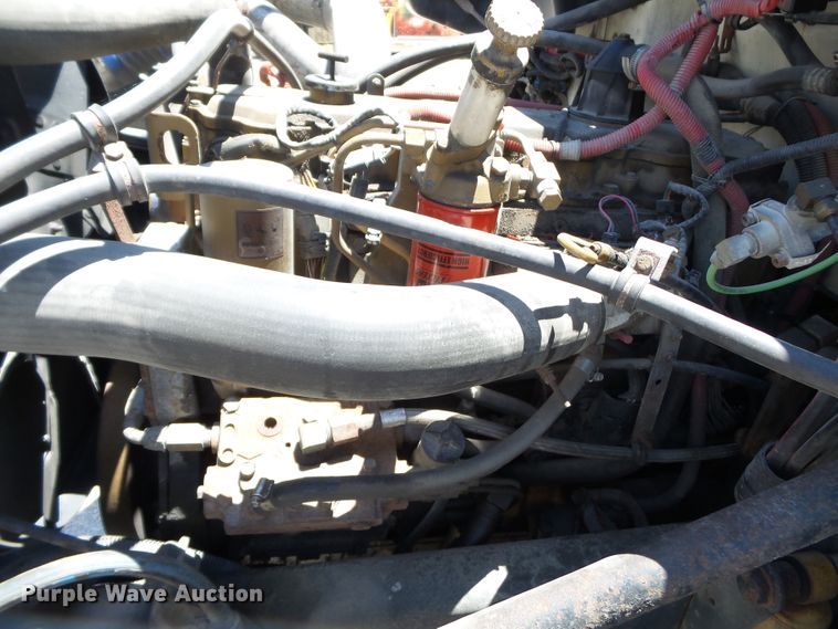 image for item DH3779 2001 Freightliner FL70  box truck