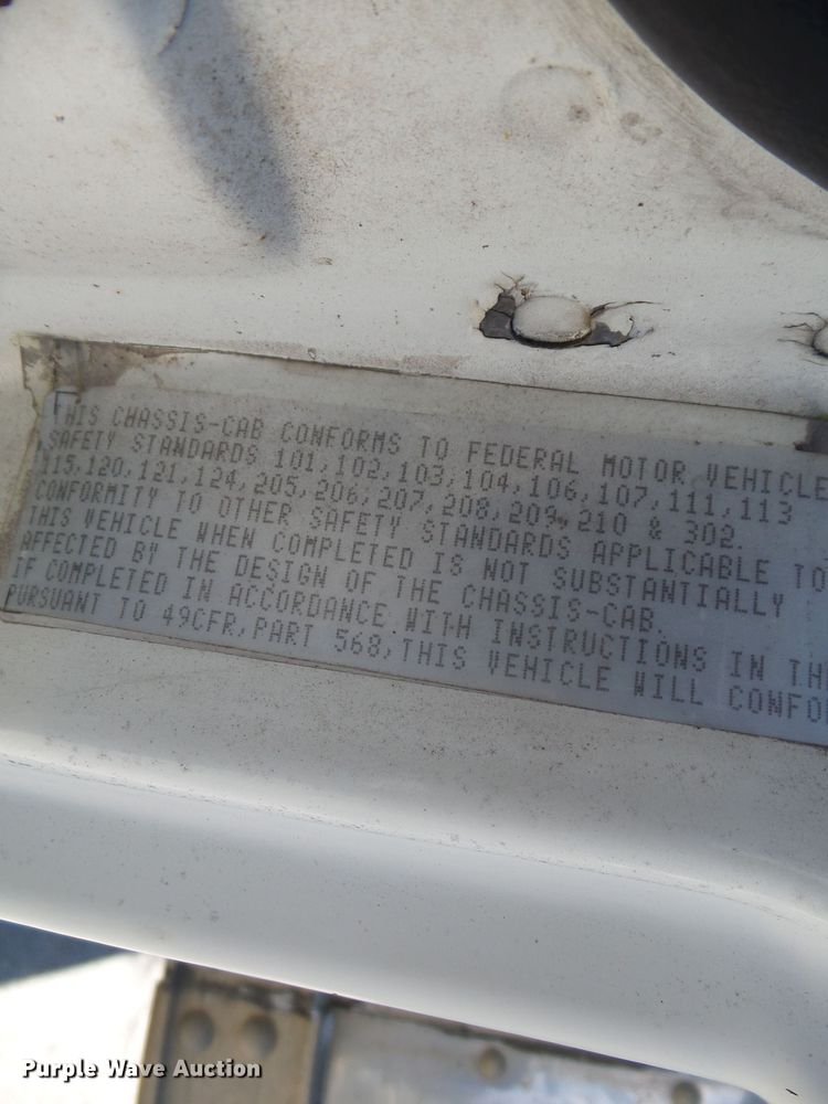 image for item DH3779 2001 Freightliner FL70  box truck