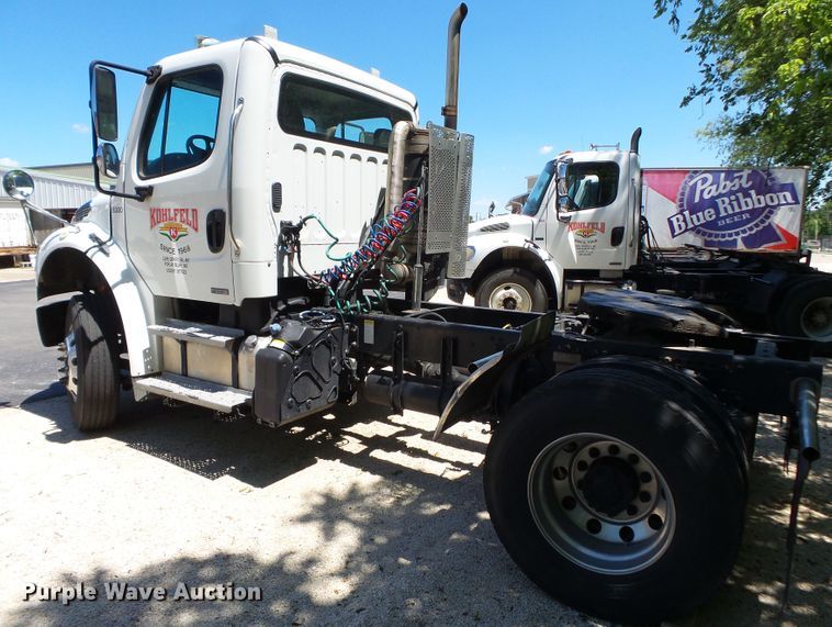 image for item DH3781 2012 Freightliner Business Class M2  semi truck