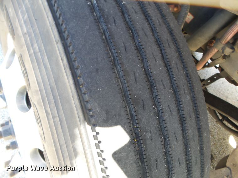 image for item DH3781 2012 Freightliner Business Class M2  semi truck