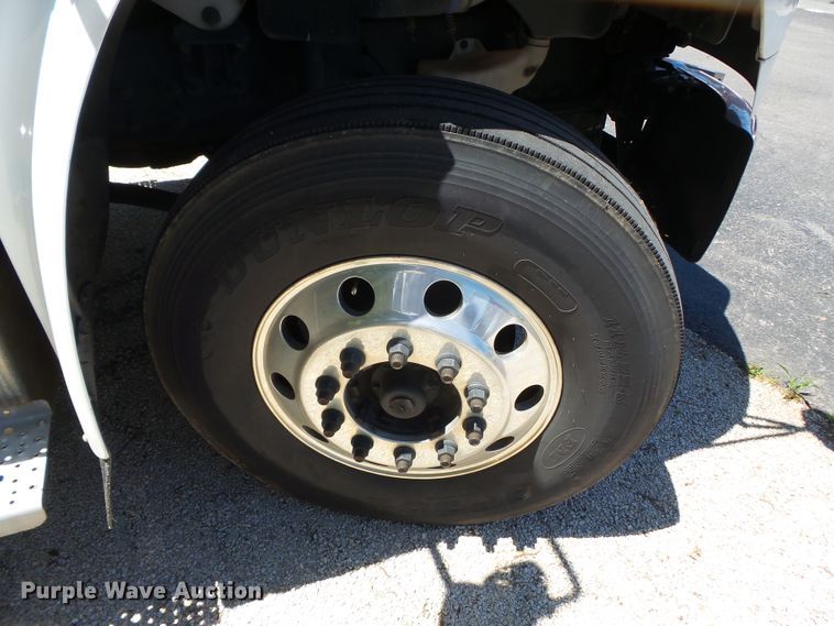 image for item DH3781 2012 Freightliner Business Class M2  semi truck