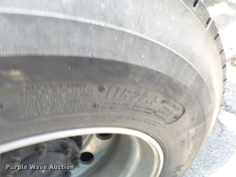 image for item DH3781 2012 Freightliner Business Class M2  semi truck