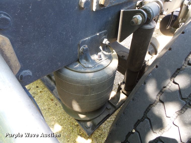 image for item DH3781 2012 Freightliner Business Class M2  semi truck