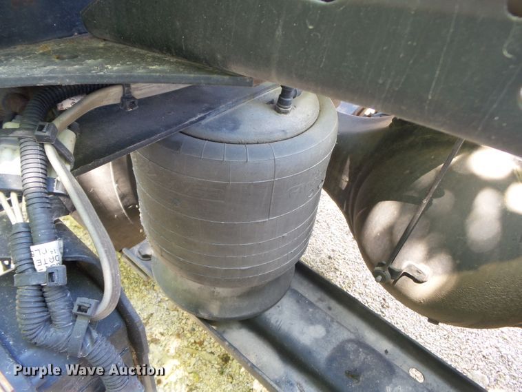 image for item DH3781 2012 Freightliner Business Class M2  semi truck