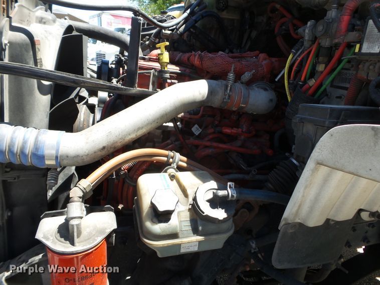 image for item DH3781 2012 Freightliner Business Class M2  semi truck