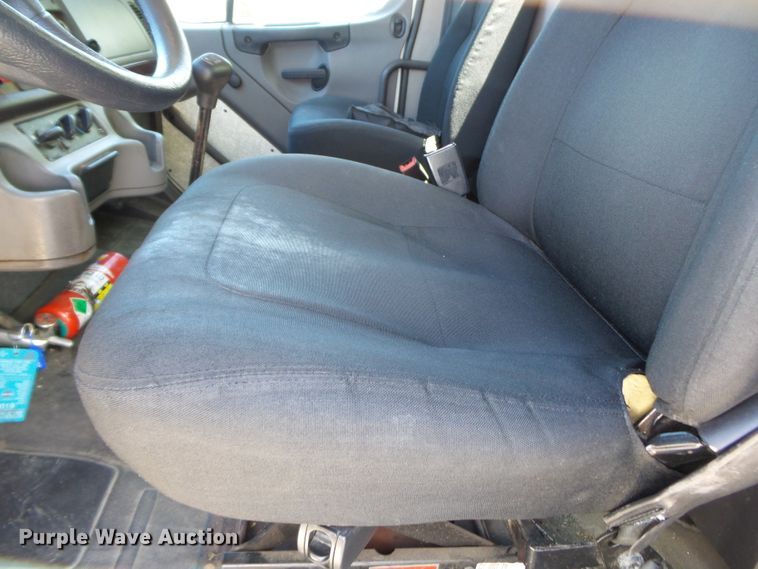 image for item DH3781 2012 Freightliner Business Class M2  semi truck