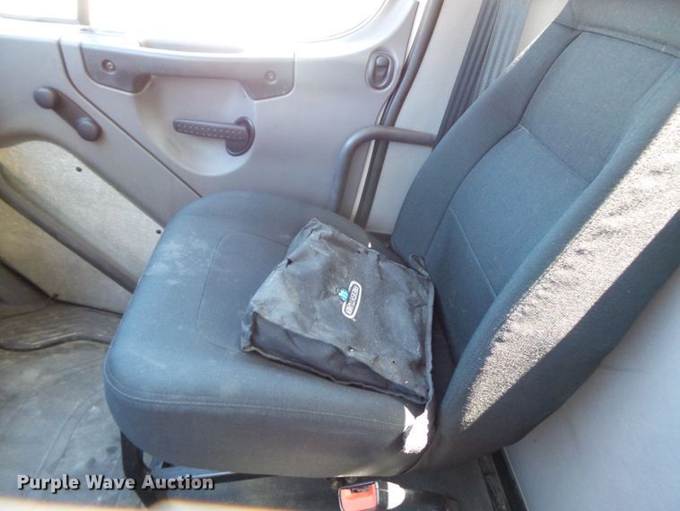 image for item DH3781 2012 Freightliner Business Class M2  semi truck