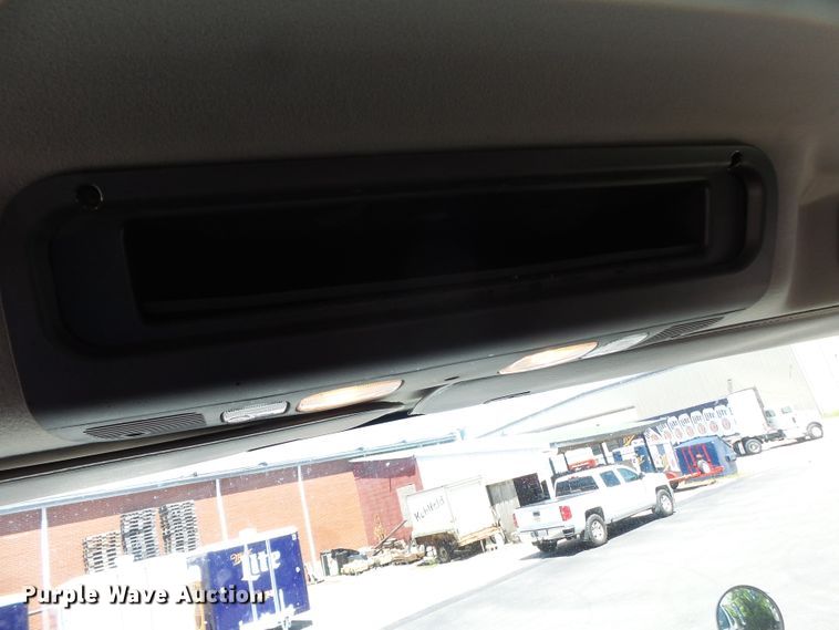 image for item DH3781 2012 Freightliner Business Class M2  semi truck