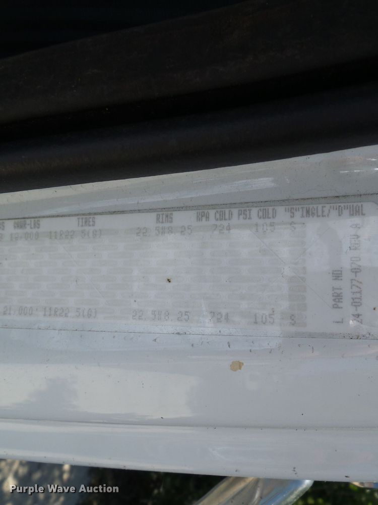 image for item DH3781 2012 Freightliner Business Class M2  semi truck