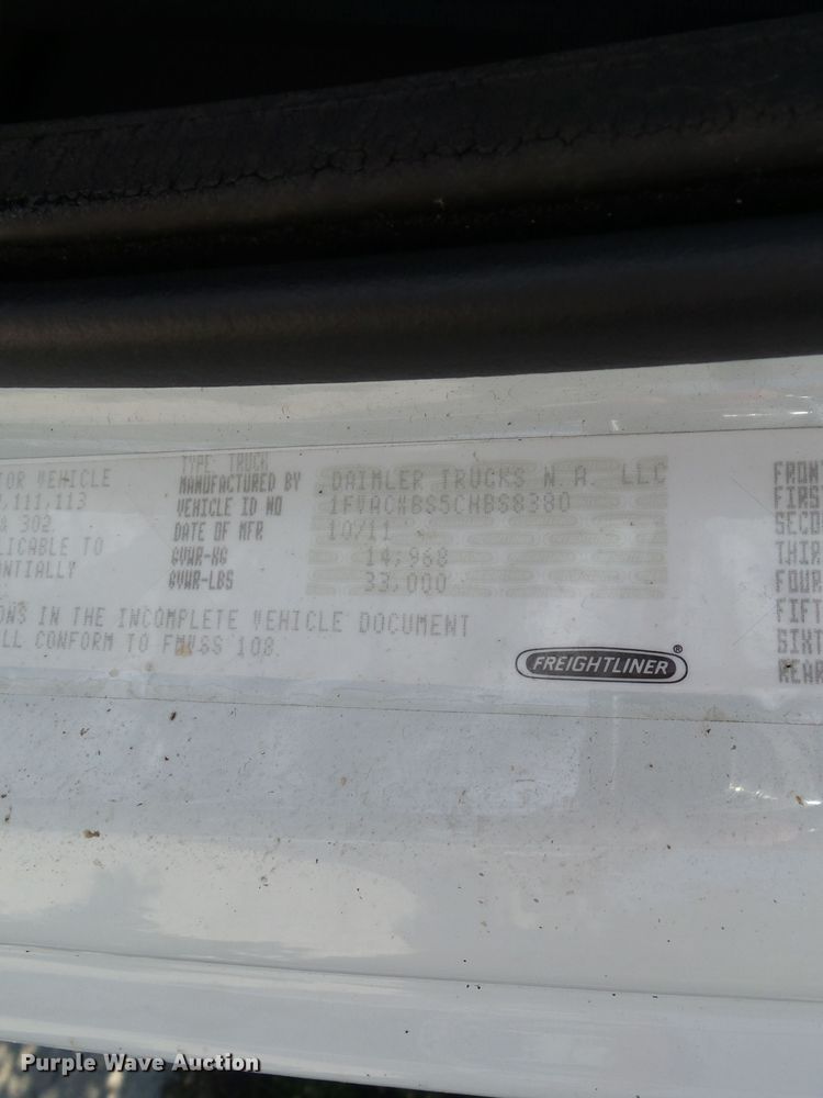 image for item DH3781 2012 Freightliner Business Class M2  semi truck