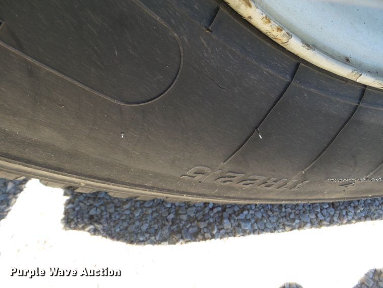 image for item DH3782 2006 Freightliner Business Class M2  semi truck