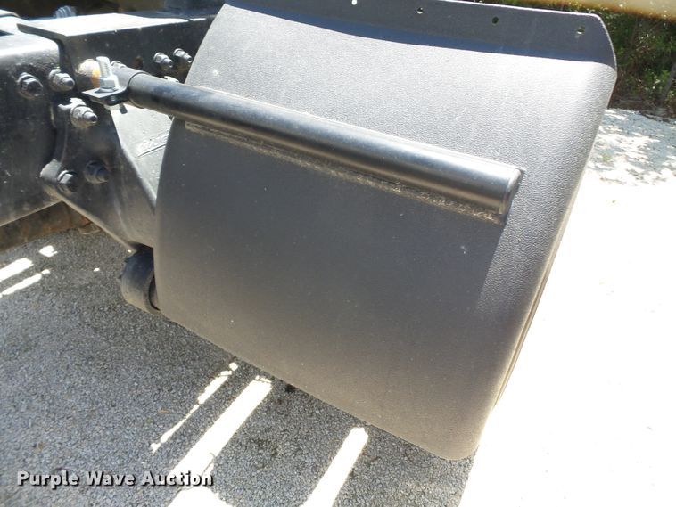 image for item DH3782 2006 Freightliner Business Class M2  semi truck