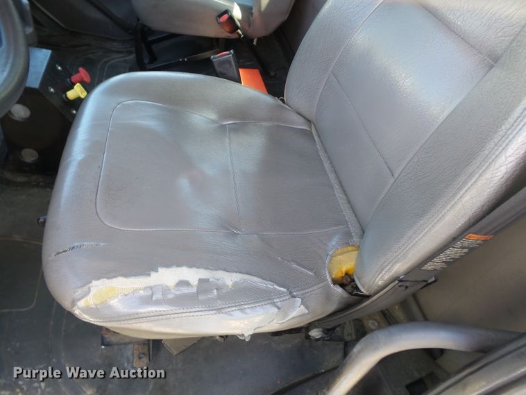 image for item DH3782 2006 Freightliner Business Class M2  semi truck