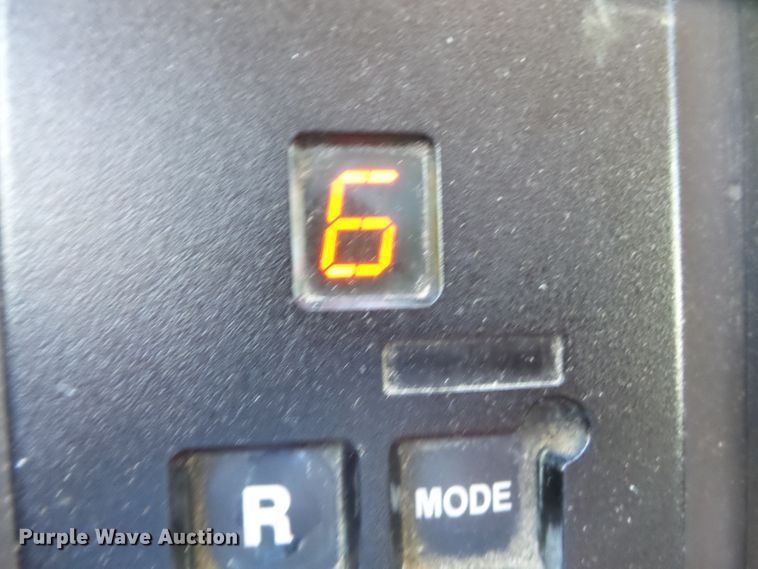 image for item DH3782 2006 Freightliner Business Class M2  semi truck