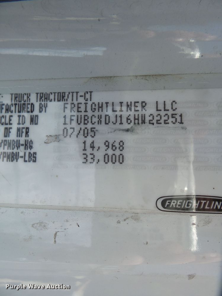 image for item DH3782 2006 Freightliner Business Class M2  semi truck