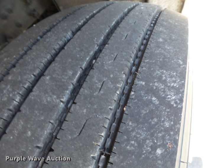 image for item DH3783 2008 Freightliner Business Class M2  semi truck