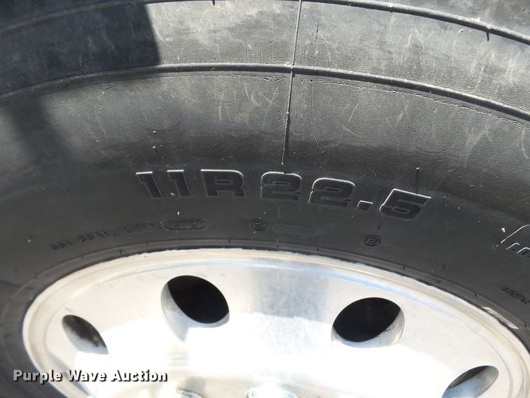 image for item DH3783 2008 Freightliner Business Class M2  semi truck