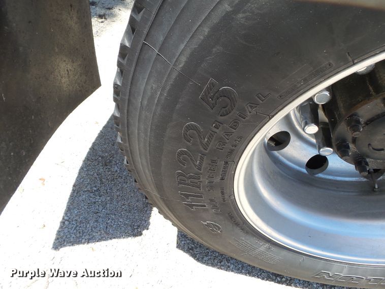 image for item DH3783 2008 Freightliner Business Class M2  semi truck