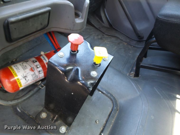 image for item DH3783 2008 Freightliner Business Class M2  semi truck