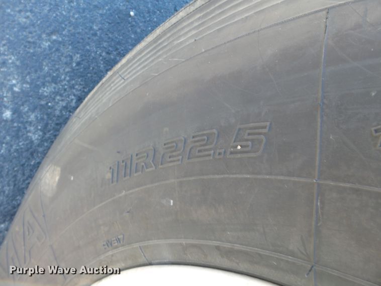 image for item DH3784 2007 Freightliner Business Class M2  semi truck