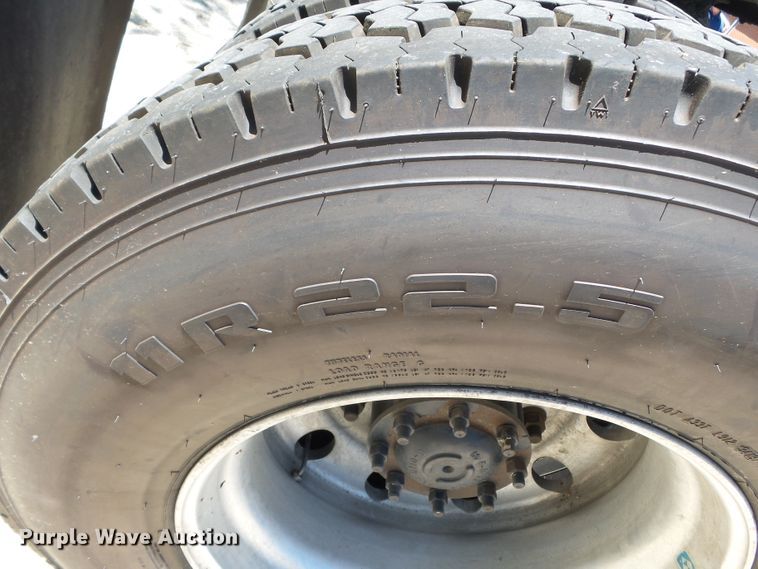 image for item DH3784 2007 Freightliner Business Class M2  semi truck