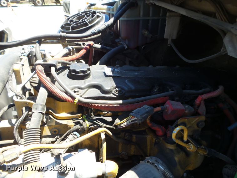 image for item DH3784 2007 Freightliner Business Class M2  semi truck