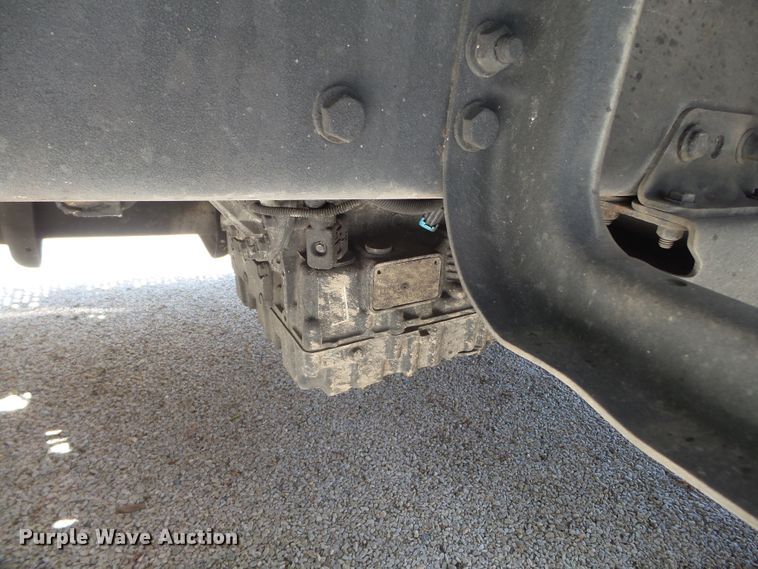 image for item DH3785 2009 Freightliner Business Class M2  semi truck