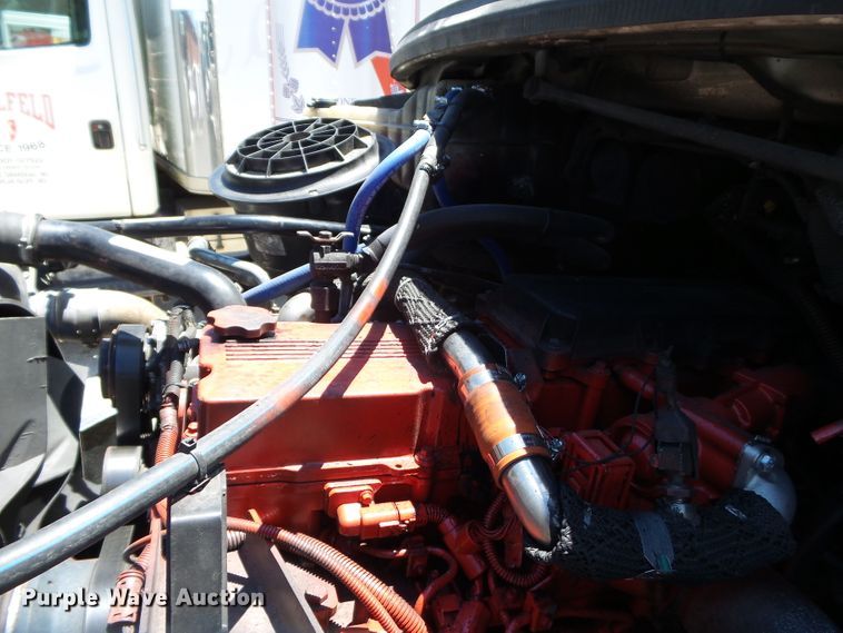 image for item DH3785 2009 Freightliner Business Class M2  semi truck