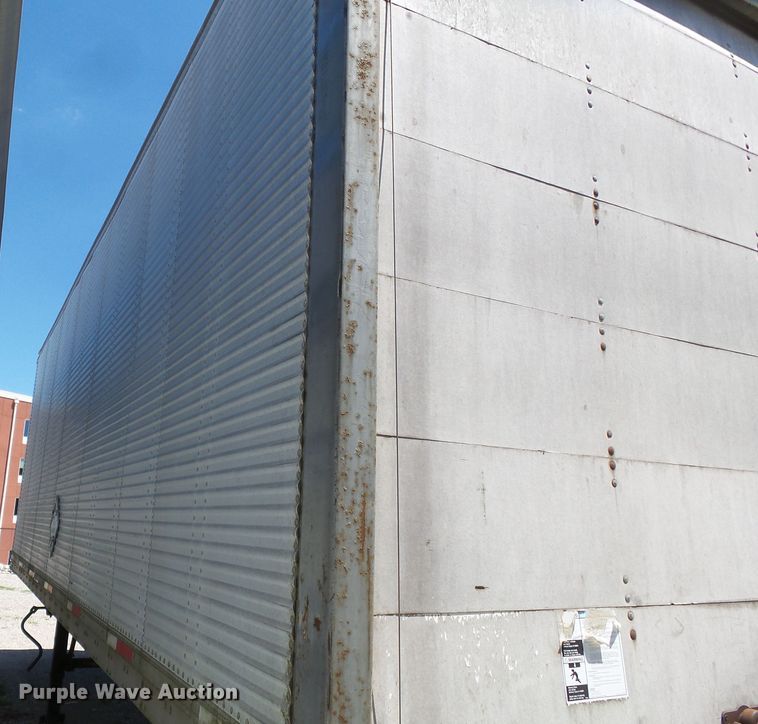 image for item DH3786 1985 dry van trailer