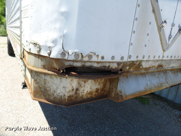image for item DH3786 1985 dry van trailer