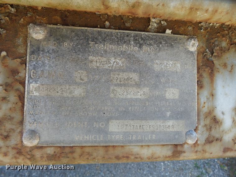 image for item DH3786 1985 dry van trailer